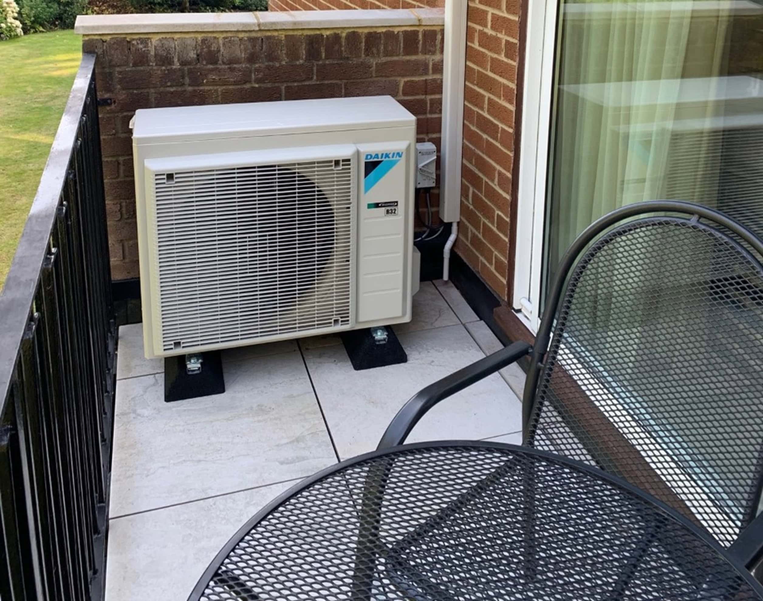 First Floor Apartment | Loop Air Conditioning